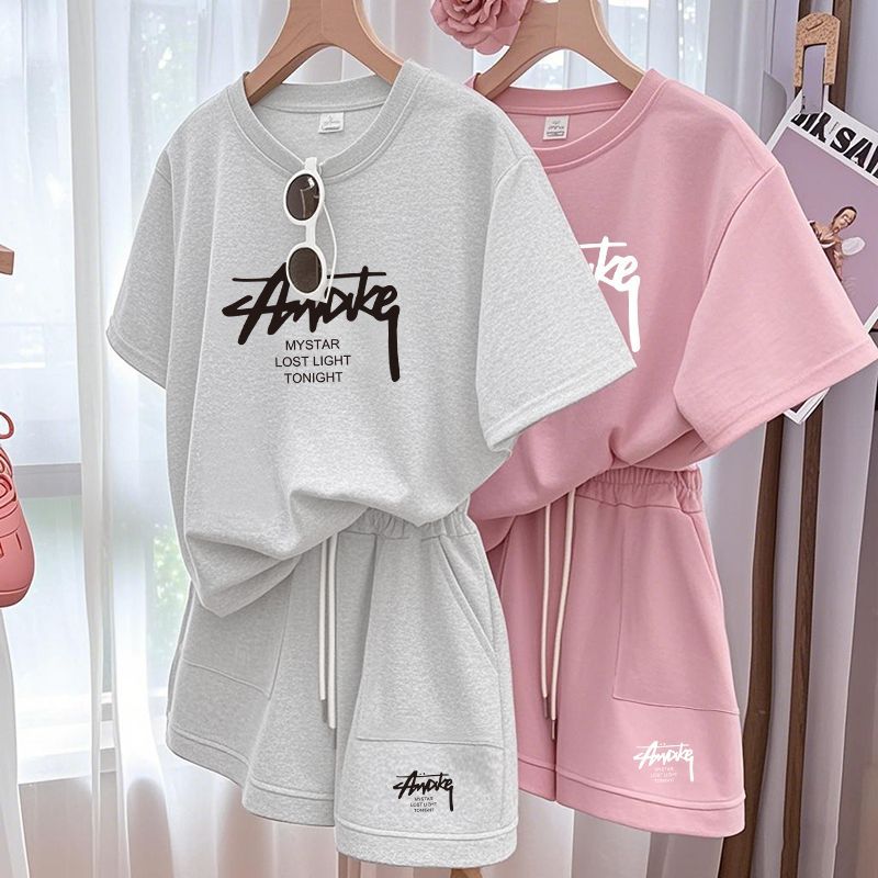 Shirts - 新しい女性用プラスサイズセット 大人用半袖とショートパンツのツーピースセット 子供用ゆったりカジュアルセット 女性用Tシャツとショートパンツセット