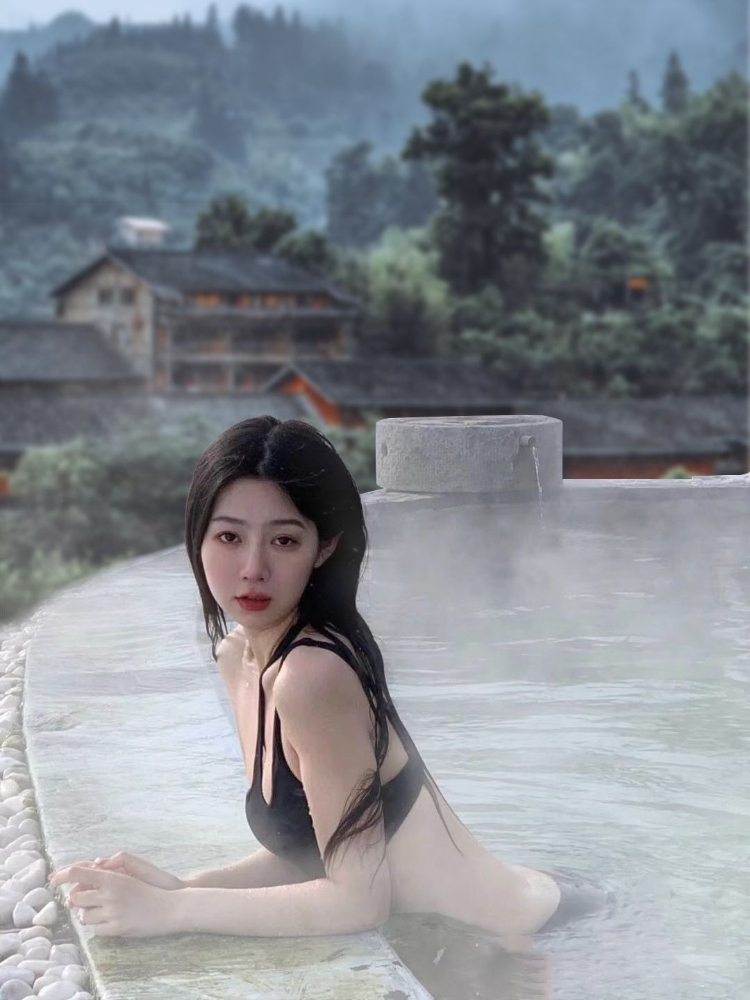 夏無地女性ワンピース水着セクシーな背中の開いた水着プレミアム - Suits のレビューと価格