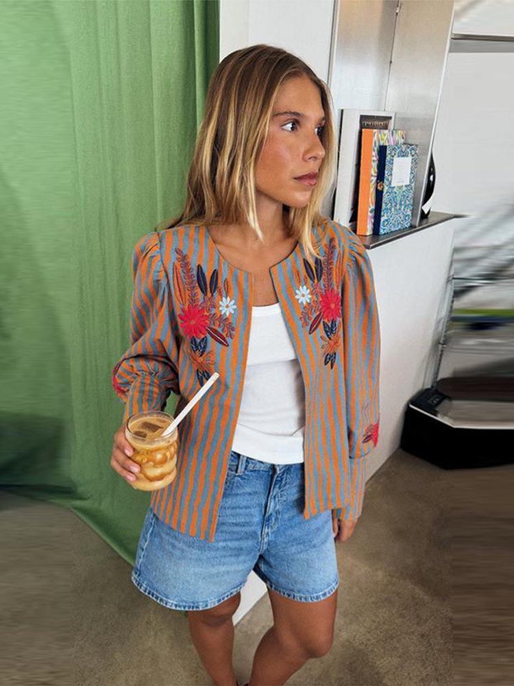 2026年初秋ストライプフラワー刺繍ジャケットラウンドネック - Jackets のレビューと価格